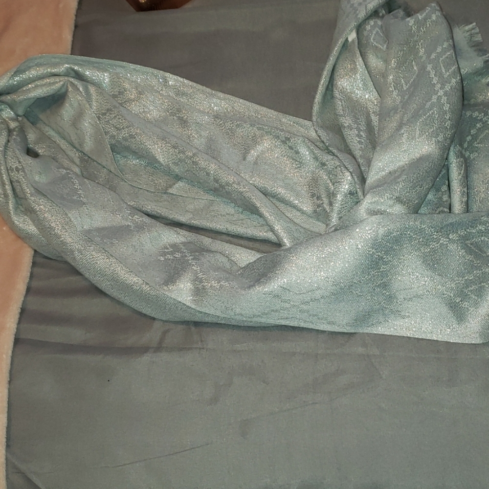 Sparkly holiday scarf